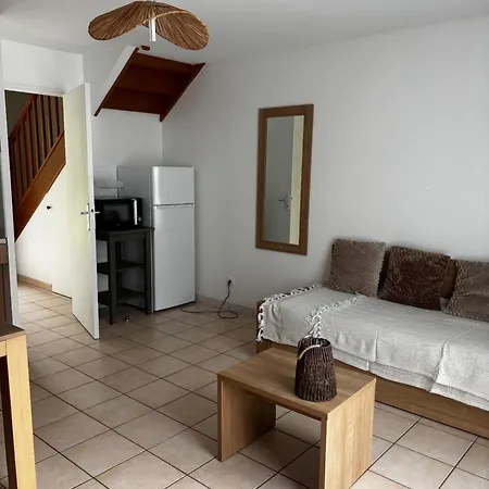 Kompleks wypoczynkowy 102 2*